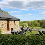 Chanteloup, - Bed & Breakfast 3*