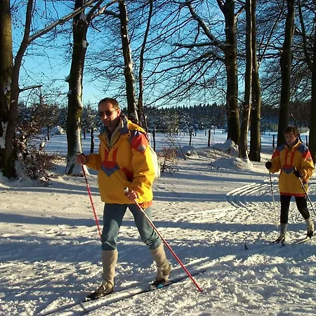 Chanteloup, - 3* Halleux (Luxembourg)