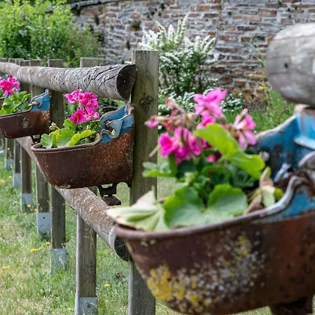 Chanteloup, - Halleux