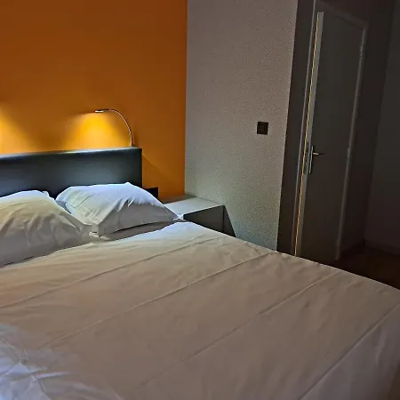 Chanteloup, - 3* Halleux (Luxembourg)