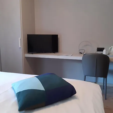 Bed and breakfast Chanteloup, -