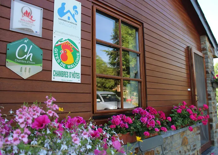 Couette-café Chanteloup, - 3*